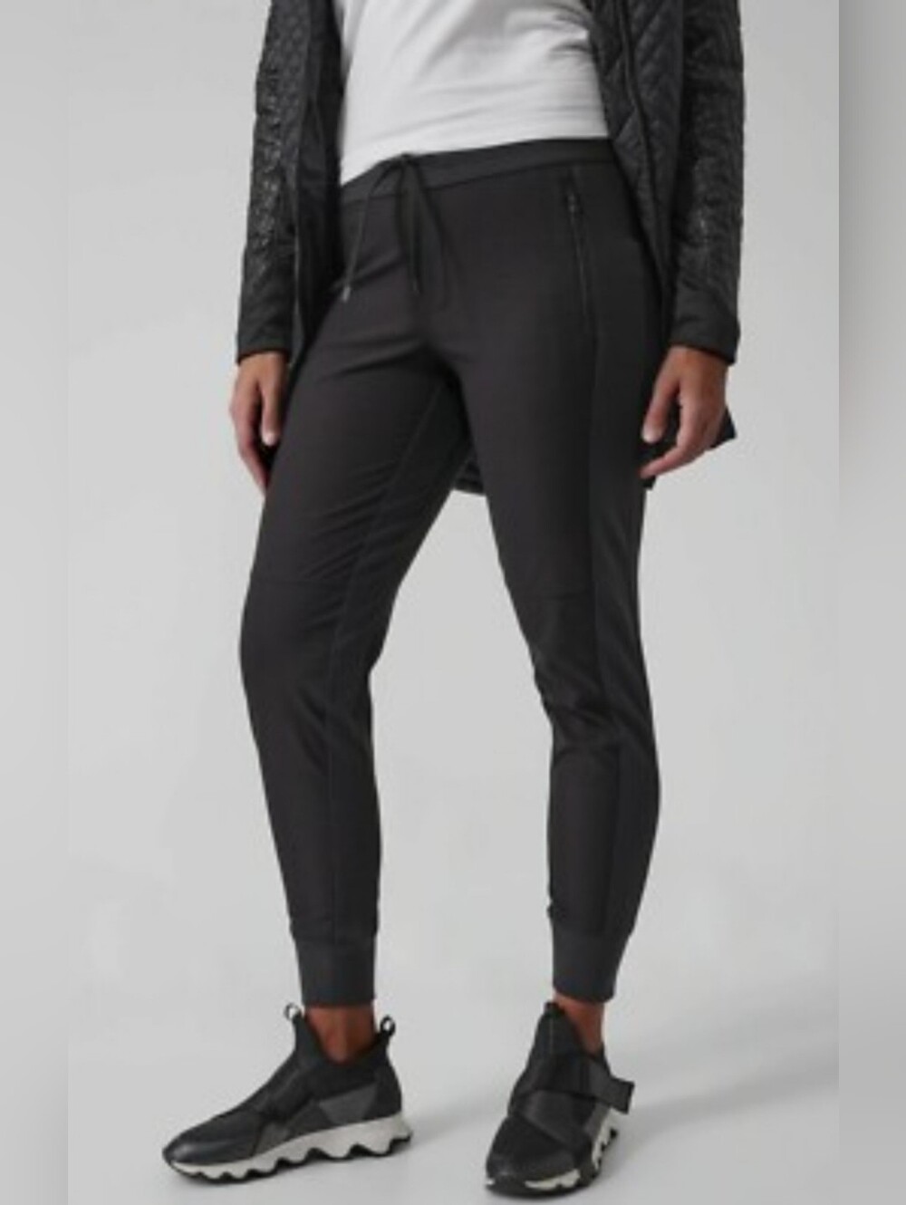 NWOT Athleta Headlands Hybrid Trek Jogger